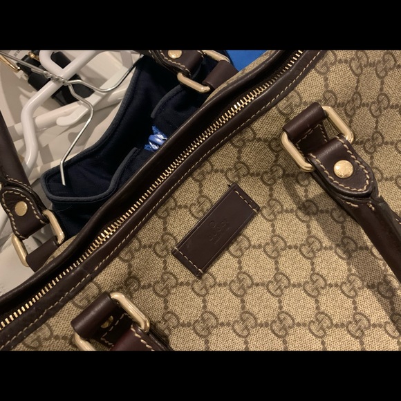 Authentic Gucci huge duffle bag. - Picture 2 of 5